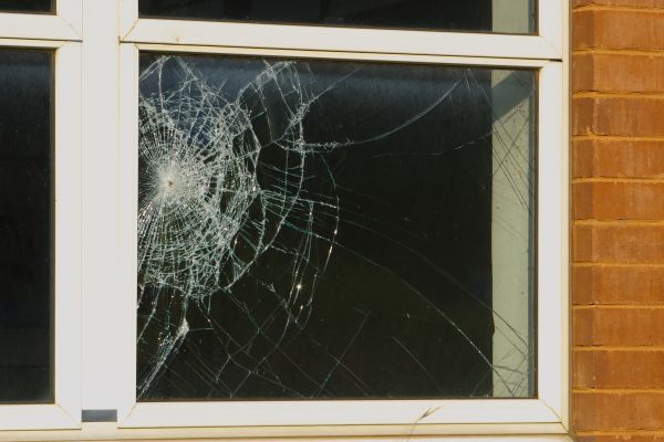 Window Crack Repair in Trenton