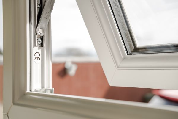 Cost of Window Hinge Replacement in Trenton